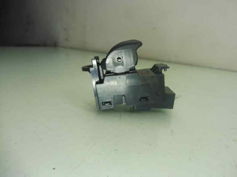 Recambio de mando elevalunas delantero derecho para volvo s60 lim. momentum referencia OEM IAM 31272012  