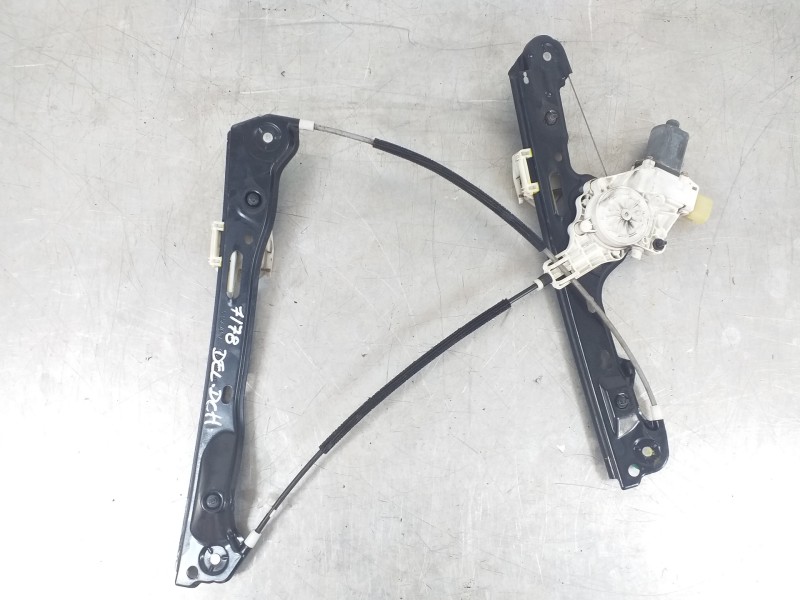 Recambio de elevalunas delantero derecho para bmw serie 1 berlina (e81/e87) 118d referencia OEM IAM 7138466 6927028 0130822227