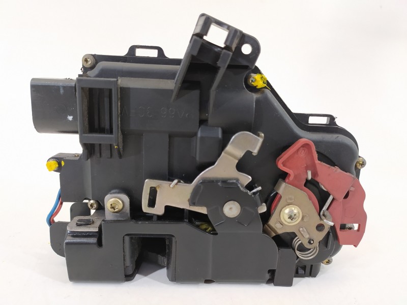 Recambio de cerradura puerta delantera derecha para audi a4 avant (8e) 1.9 tdi (96kw) referencia OEM IAM 8E1837016C  