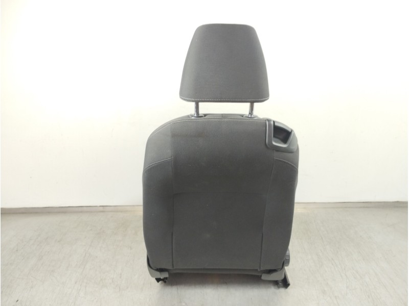 Recambio de asiento delantero derecho para volkswagen scirocco (137) 1.4 tsi (90kw) referencia OEM IAM 1K8881106K  