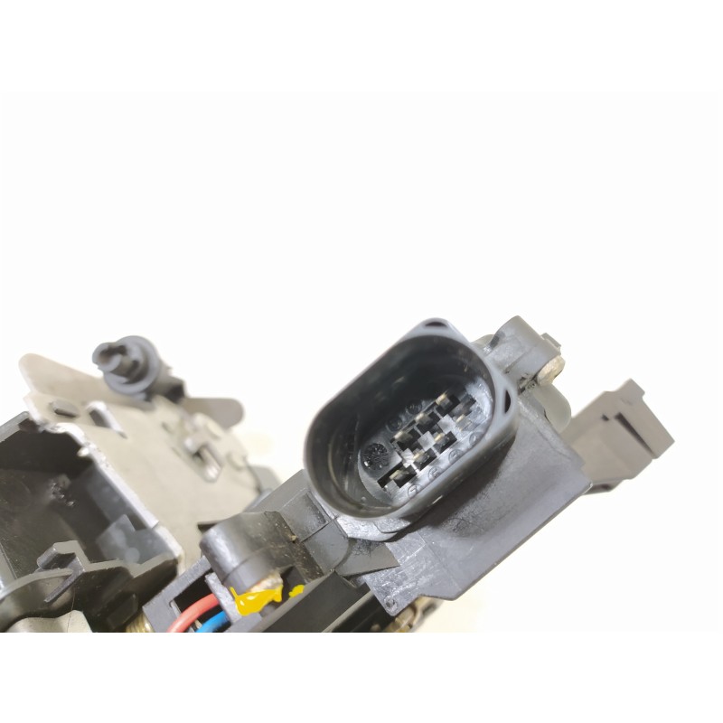 Recambio de cerradura puerta delantera derecha para audi a4 avant (8e) 1.9 tdi (96kw) referencia OEM IAM 8E1837016C  