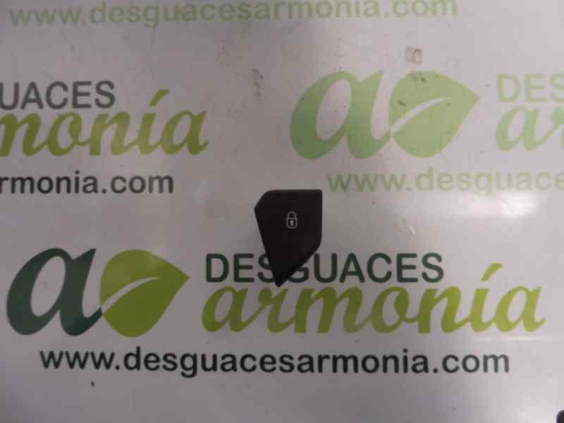 Recambio de warning para citroën c-elysée seduction referencia OEM IAM 9817909780  