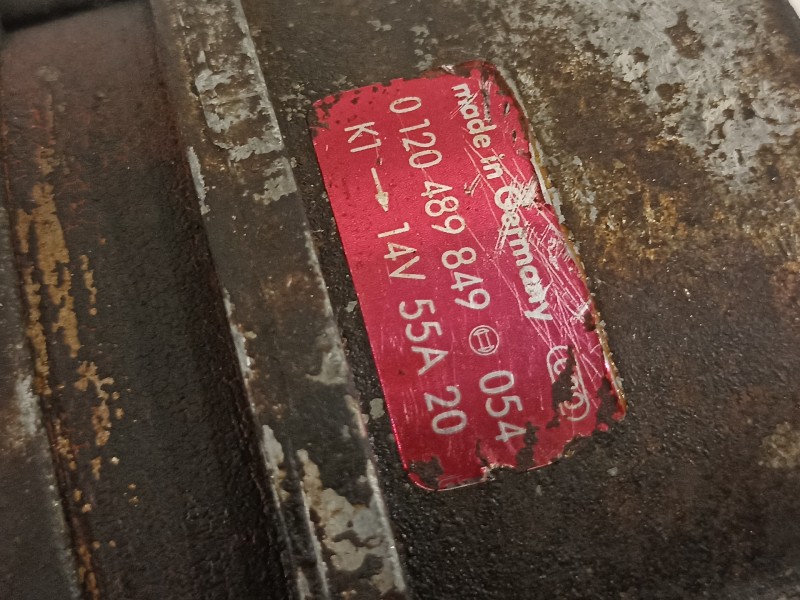 Recambio de alternador para ford fiesta berl./express básico referencia OEM IAM 0120489849  