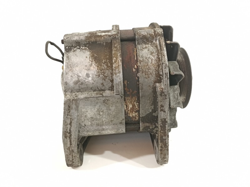 Recambio de alternador para ford fiesta berl./express básico referencia OEM IAM 0120489849  