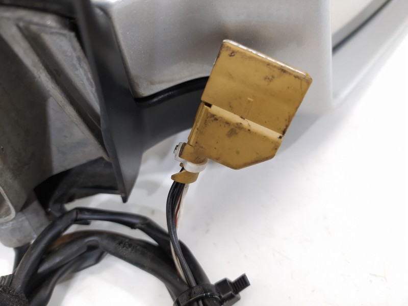 Recambio de retrovisor derecho para audi a4 avant (8e) 1.9 tdi (96kw) referencia OEM IAM NVE2311  