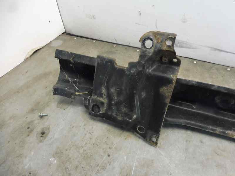 Recambio de refuerzo paragolpes delantero para volkswagen bora berlina (1j2) conceptline referencia OEM IAM 1J0806635 1J0806636  Recambio de refuerzo paragolpes delantero para volkswagen bora berlina (1j2) conceptline referencia OEM IAM 1J0806635 1J0806636