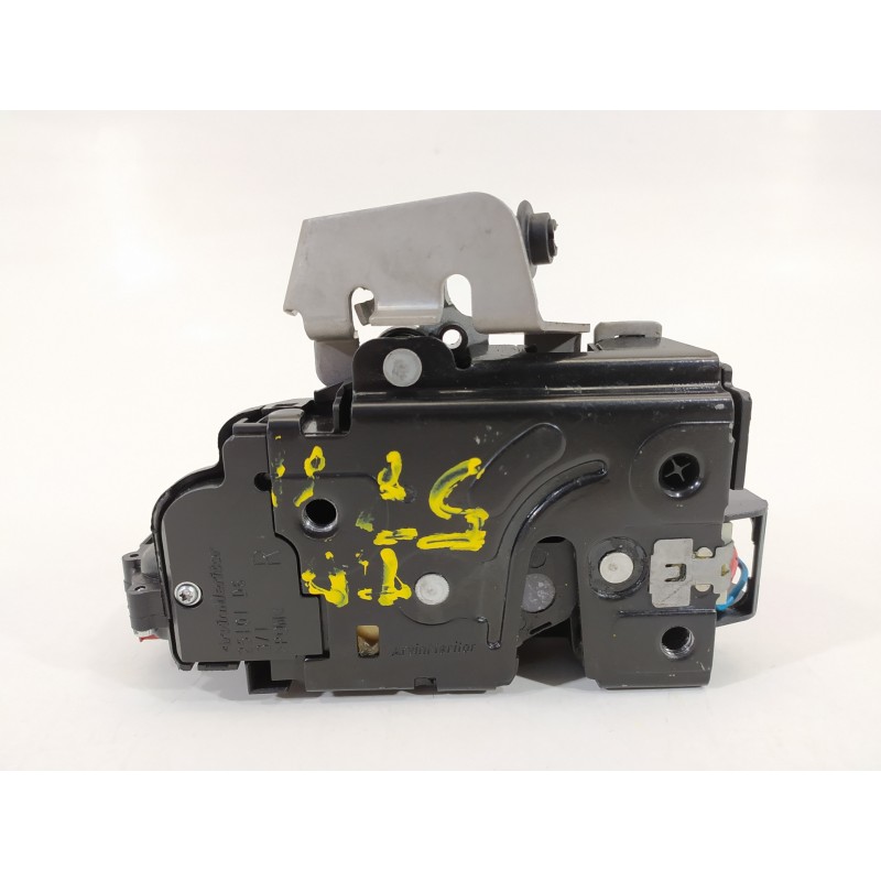 Recambio de cerradura puerta trasera derecha para audi a4 avant (8e) 1.9 tdi (96kw) referencia OEM IAM 8E0839016C  