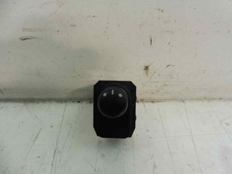 Recambio de mando retrovisor para suzuki swift berlina (mz) glx (3-ptas.) referencia OEM IAM 3795062J00000  