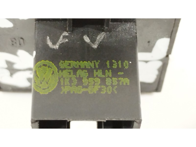 Recambio de mando elevalunas delantero izquierdo para volkswagen scirocco (137) 1.4 tsi (118kw) referencia OEM IAM 1K3959857A  