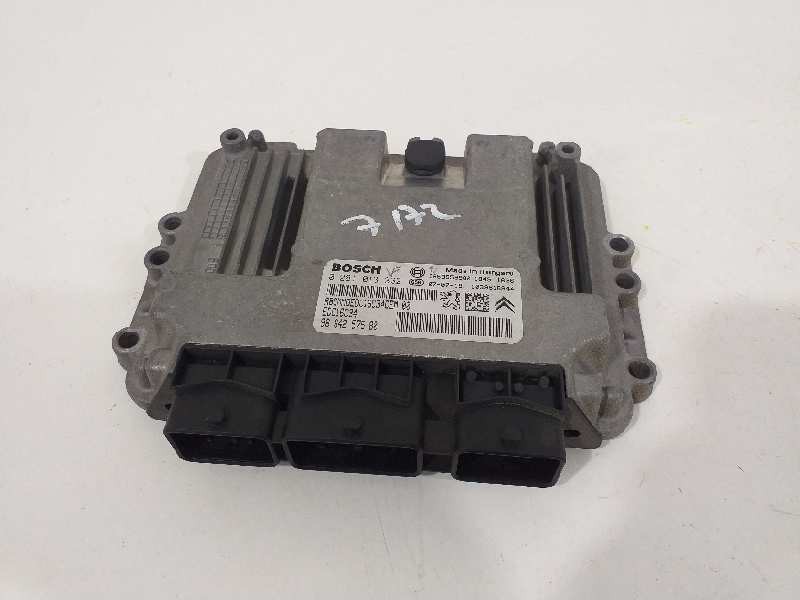 Recambio de centralita motor uce para peugeot 307 berlina (s2) xs + referencia OEM IAM 9664257580 0281013332 9653958980