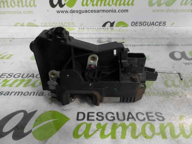 Recambio de cerradura puerta delantera derecha para opel vectra c berlina gts referencia OEM IAM 13157762  