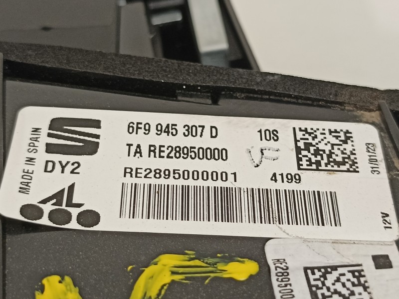 Recambio de piloto trasero izquierdo para seat arona xperience referencia OEM IAM 6F9945307D RE28950000 