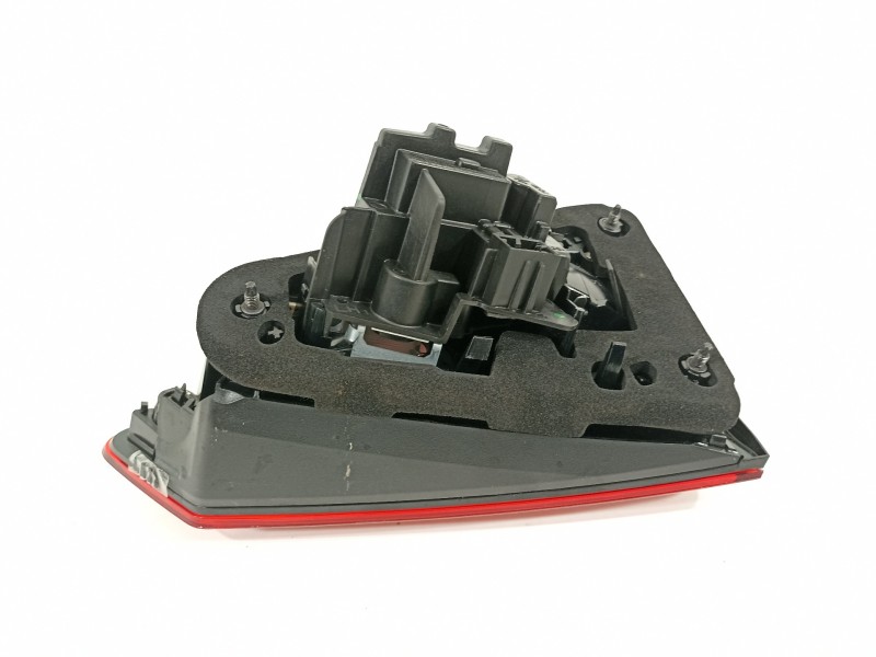 Recambio de piloto trasero izquierdo para seat arona xperience referencia OEM IAM 6F9945307D RE28950000 