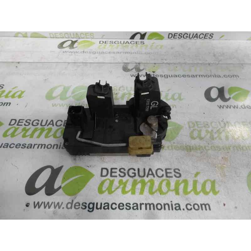 Recambio de cerradura puerta trasera derecha para opel vectra c berlina gts referencia OEM IAM 13157759  