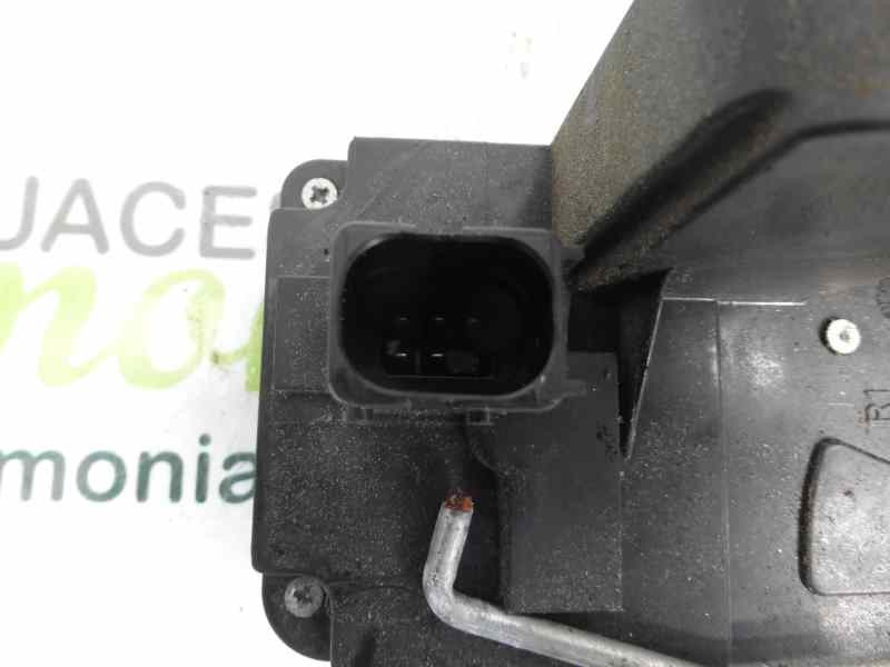Recambio de cerradura puerta trasera derecha para opel vectra c berlina gts referencia OEM IAM 13157759  