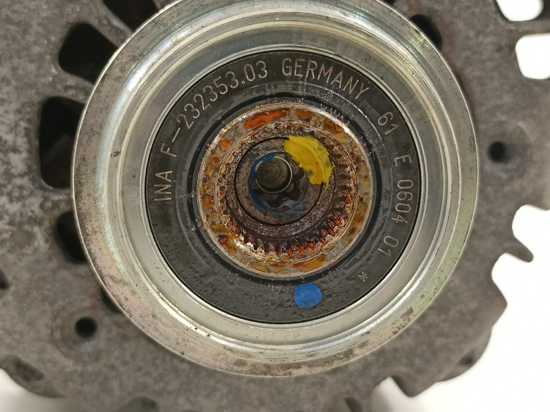 Recambio de alternador para opel astra h caravan cosmo referencia OEM IAM 8980311541  