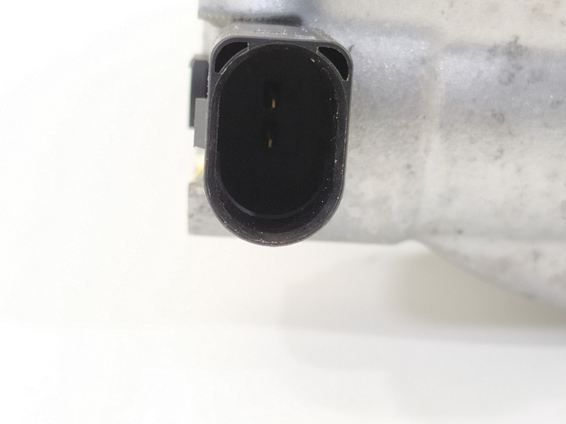 Recambio de compresor aire acondicionado para volkswagen caddy furgón/kombi furgón bluemotion referencia OEM IAM 5Q0816803F 0460