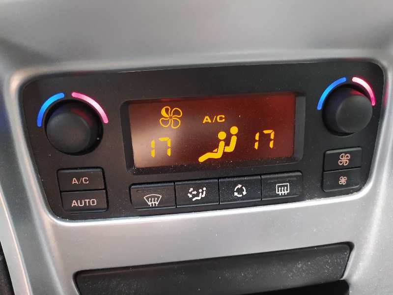 Recambio de mando climatizador para peugeot 307 berlina (s2) xs + referencia OEM IAM 9646627977 281160303 