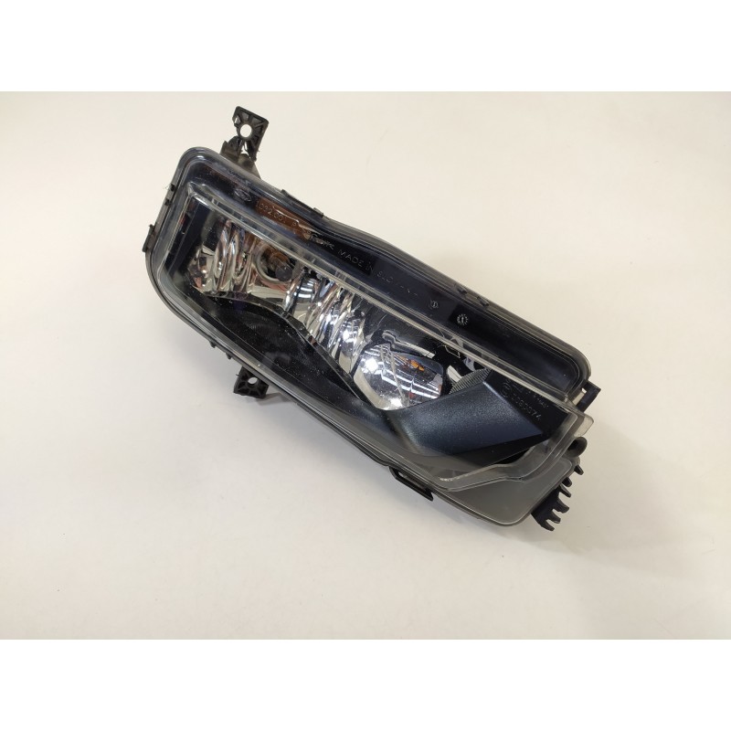 Recambio de faro antiniebla derecho para volkswagen caddy furgón/kombi furgón bluemotion referencia OEM IAM 2K5941662B  