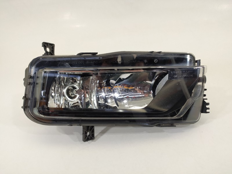 Recambio de faro antiniebla derecho para volkswagen caddy furgón/kombi furgón bluemotion referencia OEM IAM 2K5941662B  