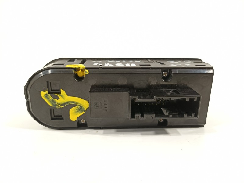 Recambio de mando elevalunas delantero izquierdo para opel astra h caravan cosmo referencia OEM IAM 13228699  