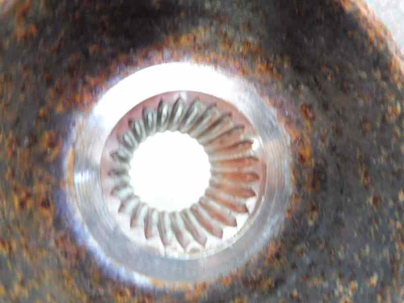 Recambio de mangueta delantera derecha para ford fiesta (cb1) trend referencia OEM IAM   