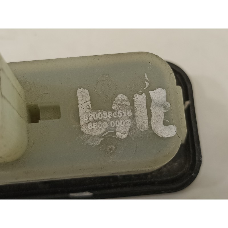 Recambio de maneta exterior porton para renault megane iii berlina 5 p emotion referencia OEM IAM 8200385515  