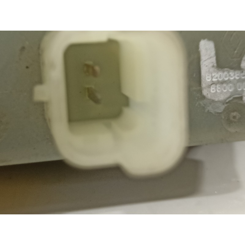 Recambio de maneta exterior porton para renault megane iii berlina 5 p emotion referencia OEM IAM 8200385515  