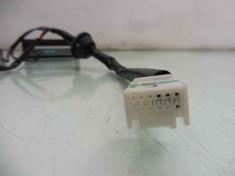 Recambio de maneta exterior porton para hyundai tucson 25 aniversario 4x2 referencia OEM IAM   