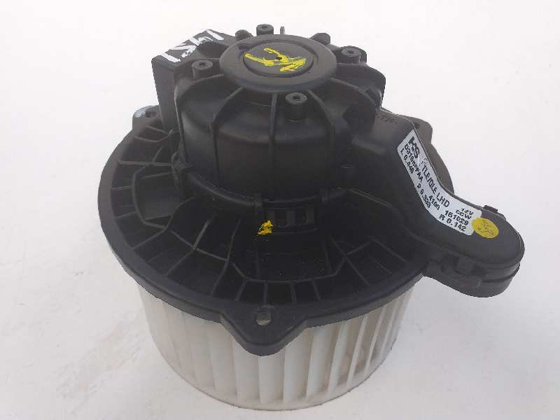 Recambio de ventilador calefaccion para hyundai tucson 25 aniversario 4x2 referencia OEM IAM D316NFFAA 4160151029 