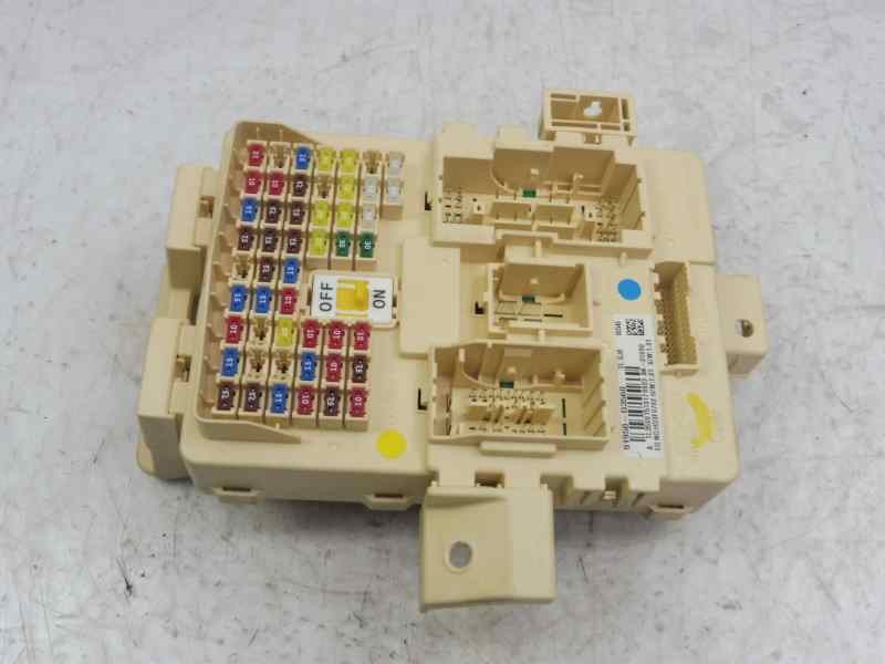 Recambio de caja reles / fusibles para hyundai tucson 25 aniversario 4x2 referencia OEM IAM 91950D3560 TL35601510178823 