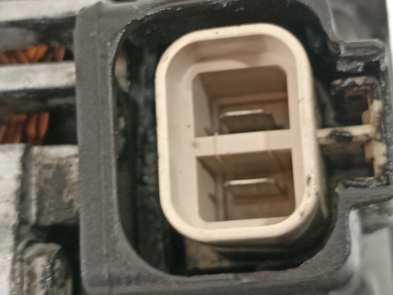 Recambio de alternador para hyundai sonata (y4) 2.5i v6 gls referencia OEM IAM 3730037405 2655516 