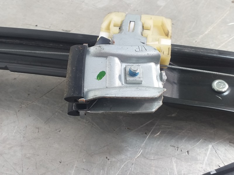 Recambio de elevalunas delantero izquierdo para volkswagen caddy furgón/kombi furgón bluemotion referencia OEM IAM 2K5837461 2K5