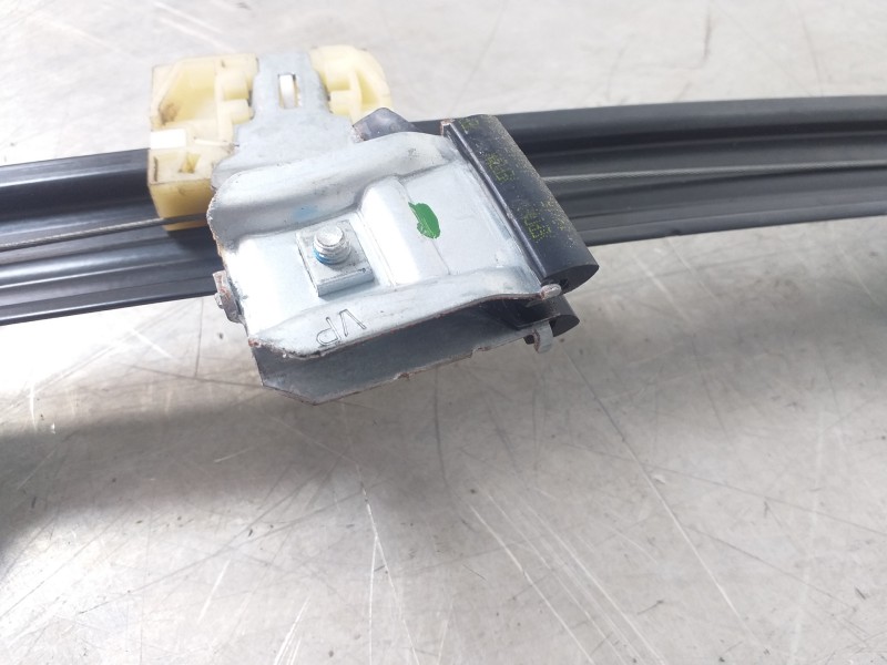 Recambio de elevalunas delantero izquierdo para volkswagen caddy furgón/kombi furgón bluemotion referencia OEM IAM 2K5837461 2K5