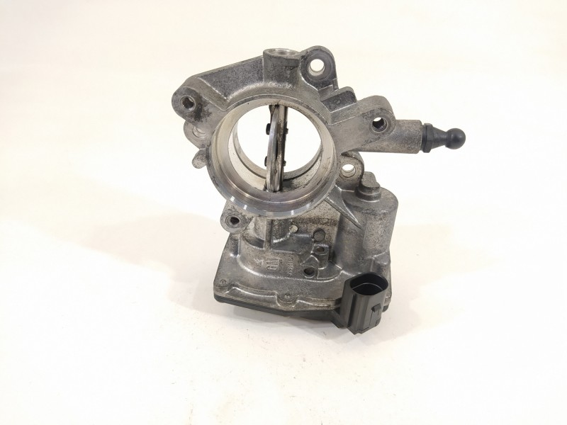 Recambio de caja mariposa para opel insignia berlina excellence referencia OEM IAM 55564164  