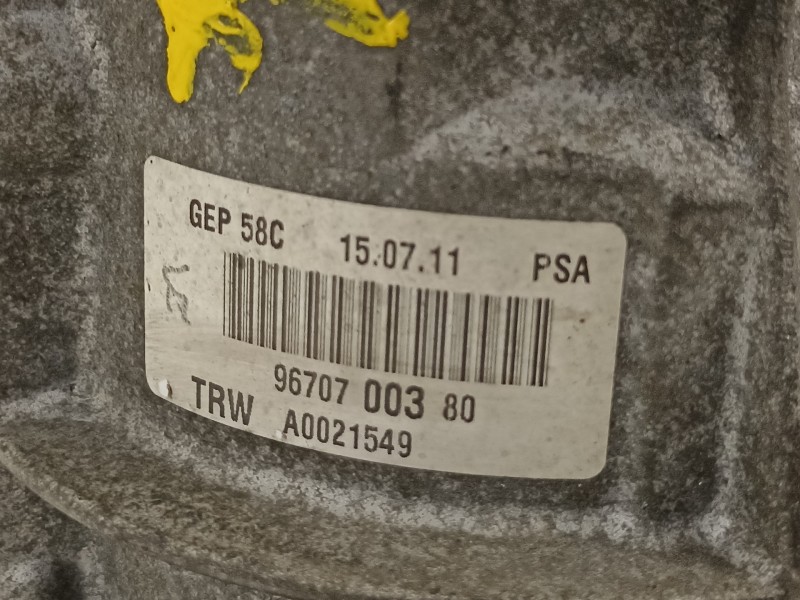 Recambio de bomba direccion para peugeot 308 sw envy referencia OEM IAM 9670700380  