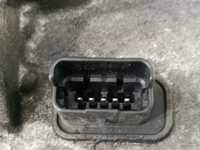 Recambio de bomba direccion para peugeot 308 sw envy referencia OEM IAM 9670700380  