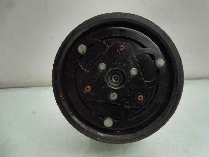 Recambio de compresor aire acondicionado para renault fluence dynamique referencia OEM IAM 8201025121  