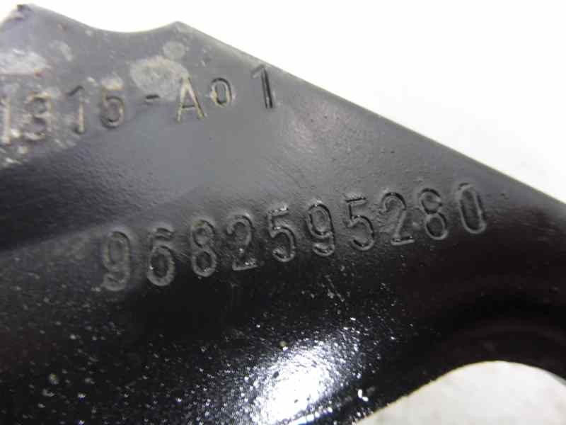 Recambio de brazo suspension superior delantero izquierdo para citroën c5 station wagon 2.0 bluehdi 180 referencia OEM IAM 96825