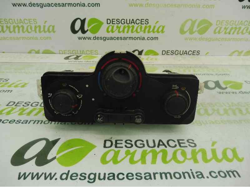 Recambio de mando calefaccion / aire acondicionado para renault clio iii expression referencia OEM IAM 030967W 69590001 