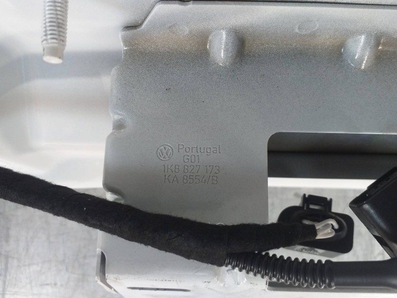 Recambio de porton trasero para volkswagen scirocco (137) 1.4 tsi (118kw) referencia OEM IAM 1K8827173  