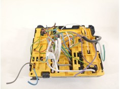 Recambio de caja reles / fusibles para citroën c3 collection referencia OEM IAM 9804846880   2