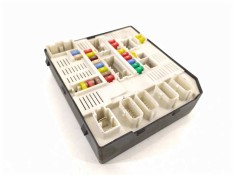 Recambio de caja reles / fusibles para renault megane iii berlina 5 p tomtom edition referencia OEM IAM 284B61871R 519339402 963 2