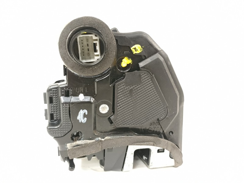 Recambio de cerradura puerta trasera derecha para toyota avensis (t27) active referencia OEM IAM 6905005050  