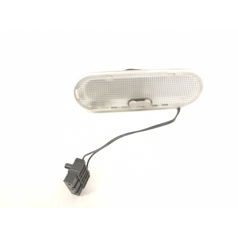 Recambio de luz interior para renault kangoo profesional referencia OEM IAM 8200074362  