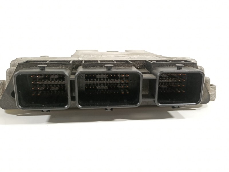 Recambio de centralita motor uce para citroën c4 picasso millenium referencia OEM IAM 9665674480 0281014729 9653958980