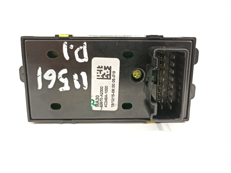 Recambio de mando elevalunas delantero izquierdo para kia cee´d business referencia OEM IAM 4C249A1000 93570A2300 93570A2300WK