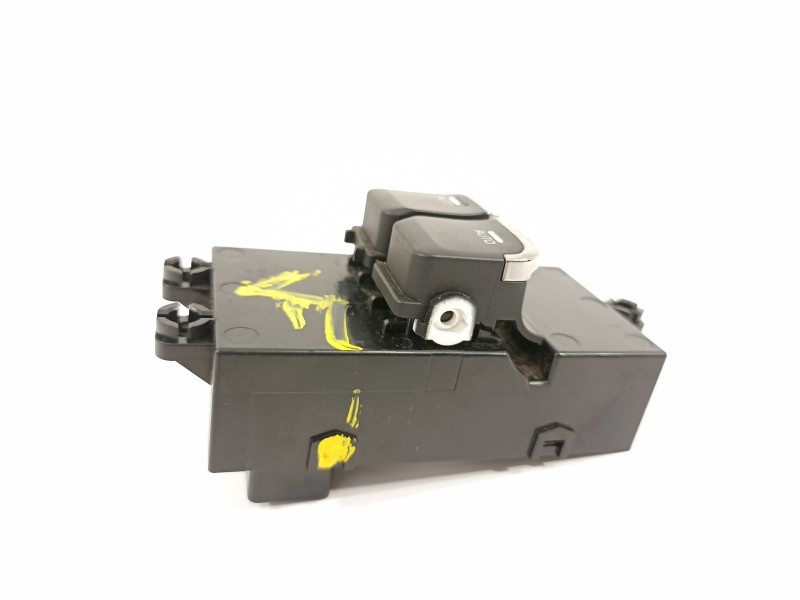 Recambio de mando elevalunas delantero izquierdo para kia cee´d business referencia OEM IAM 4C249A1000 93570A2300 93570A2300WK