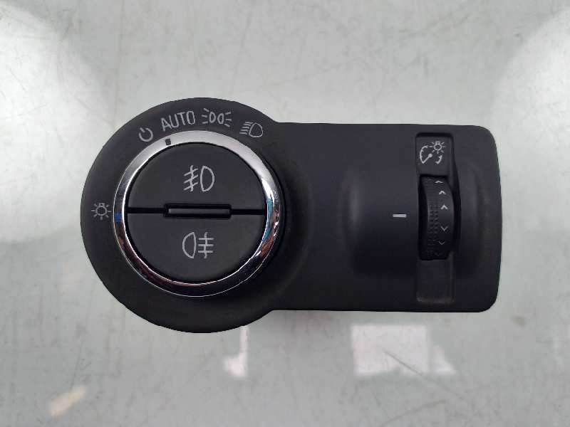 Recambio de mando luces para opel insignia berlina excellence referencia OEM IAM 22901659 321841 