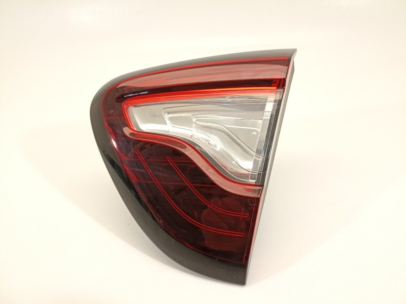 Recambio de piloto trasero derecho para renault captur limited referencia OEM IAM 265501712R  